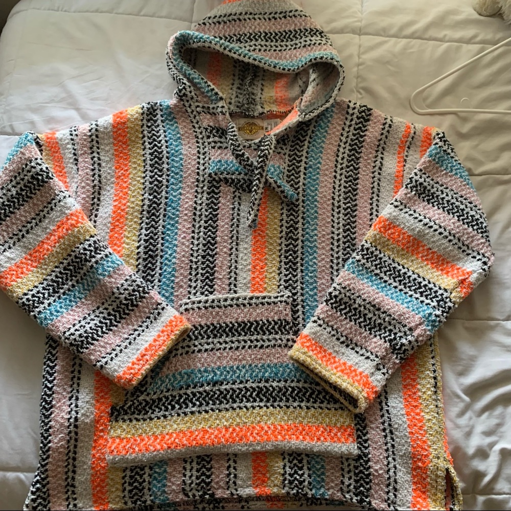 Multicolor ponchó type hoodie